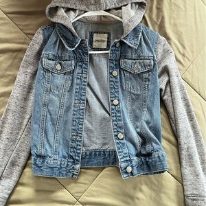 Denim jacket with Cotton block hood and sleeves